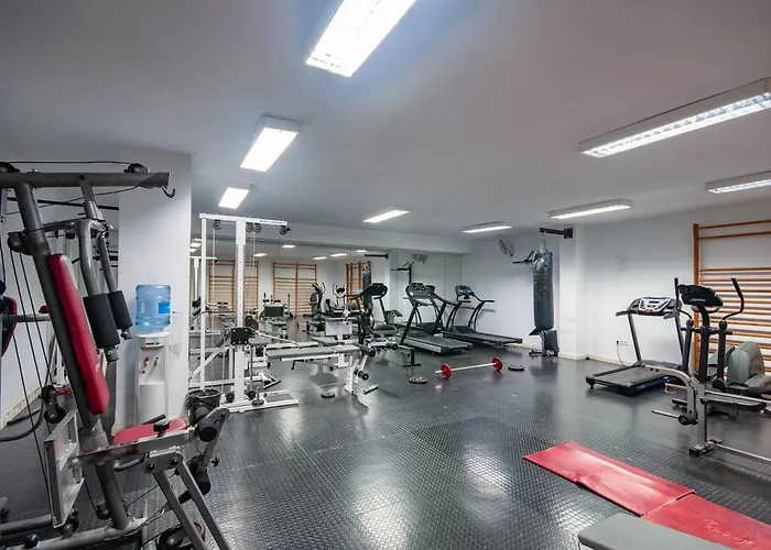 Mr- Cozy 4 Sleep Flat In Marbella, Great Location